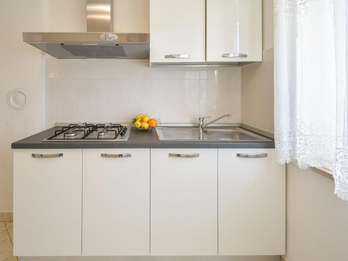 Apartment Aurora By Interhome Buzet Exterior foto